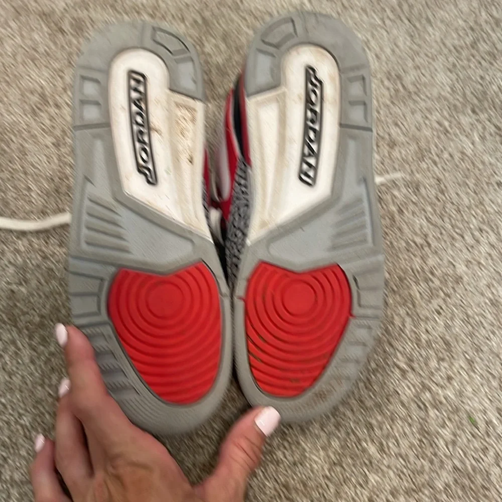Jordan lows - Picture 6 of 6